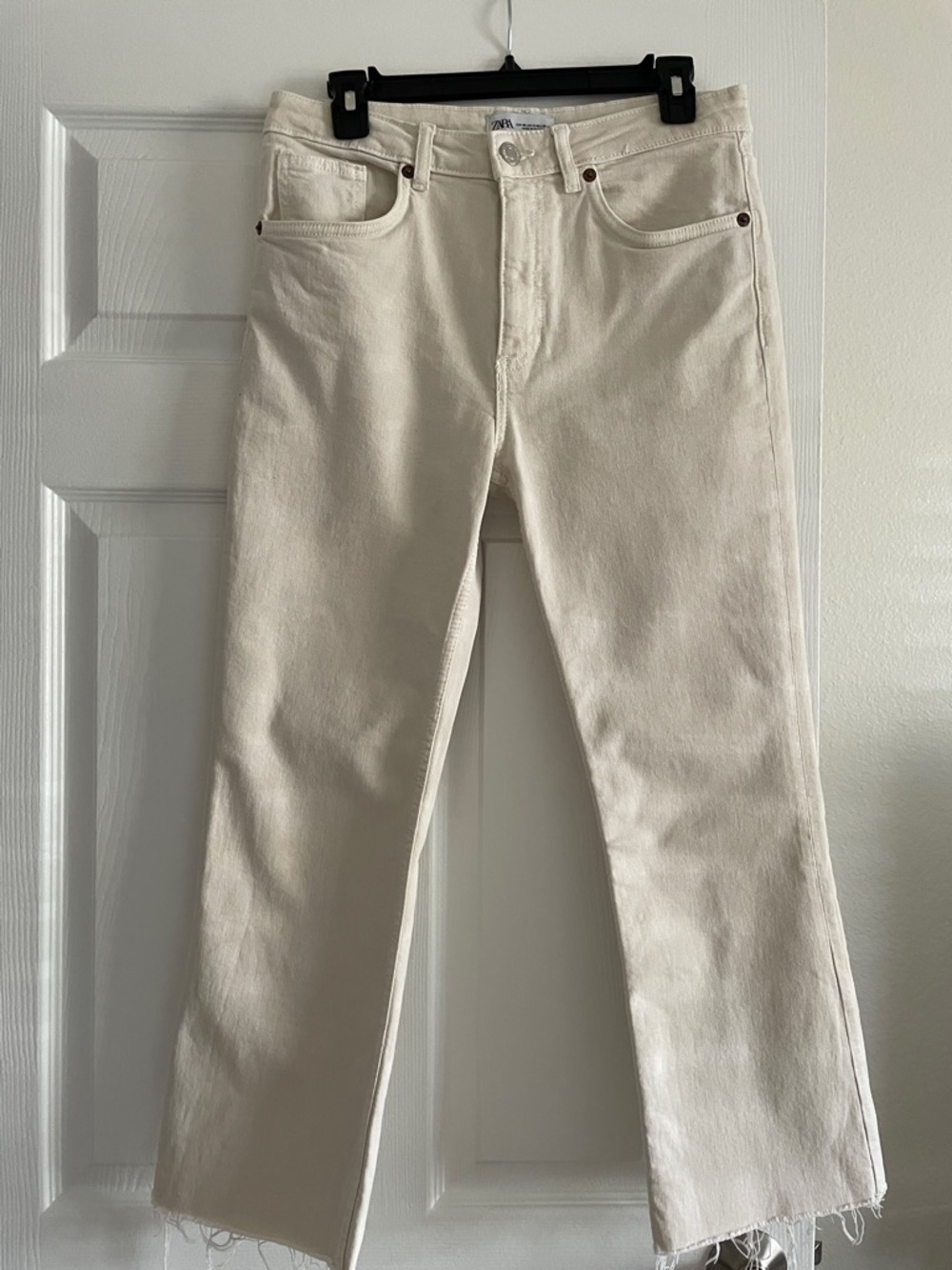 Zara Cropped Jeans